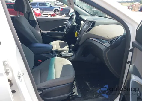 2016 Hyundai Santa Fe Se z USA, uszkodzony, nr VIN KM8SMDHF6GU152084